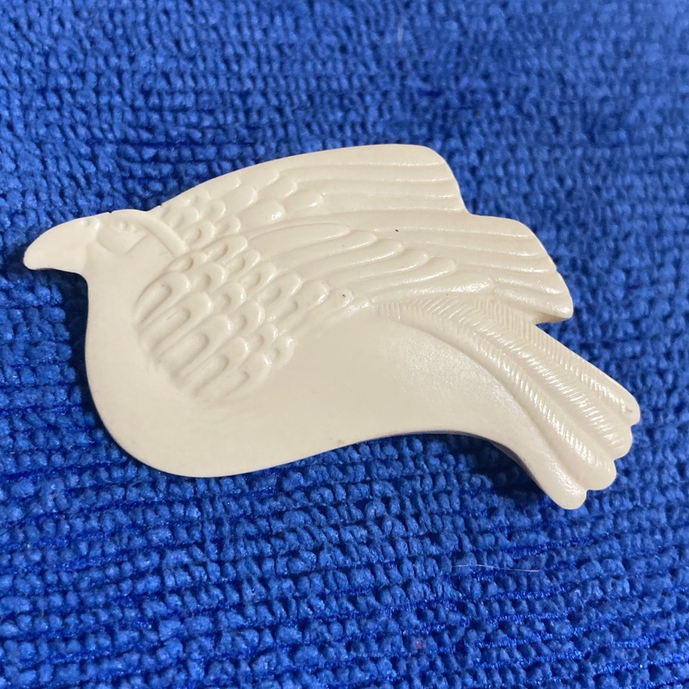 Vintage Turtle Dove Brooch Pin